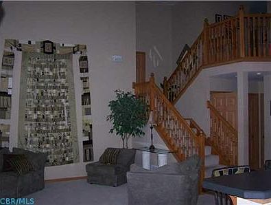 3rd image of 353 Rocky Springs Dr