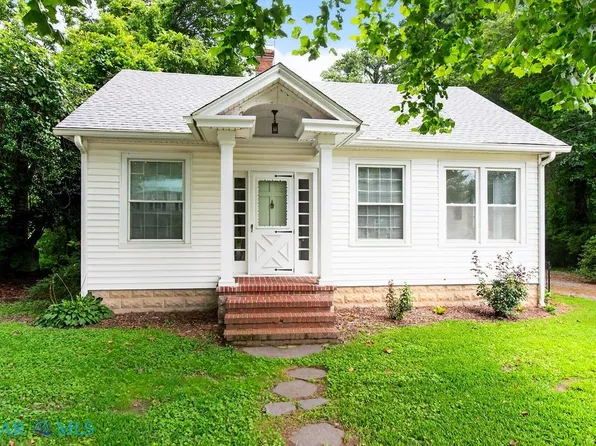 8433 Mary Ball Rd, Lancaster, VA 22503