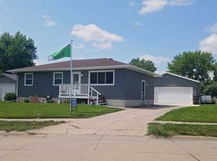 1572 44th Ave, Columbus, NE 68601