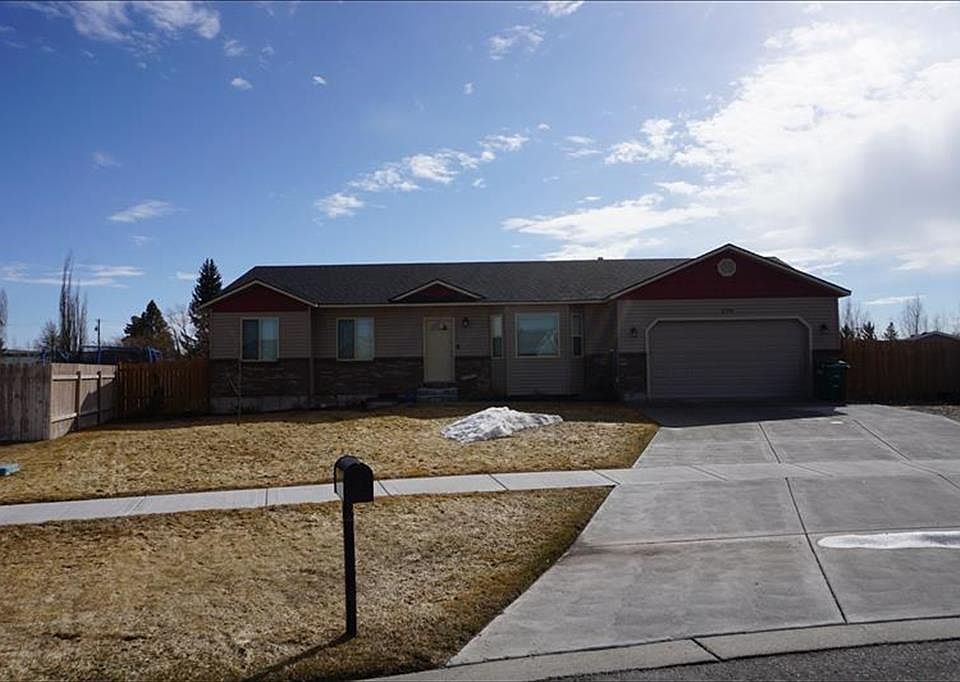 1st image of 2770 N Sunlight Dr