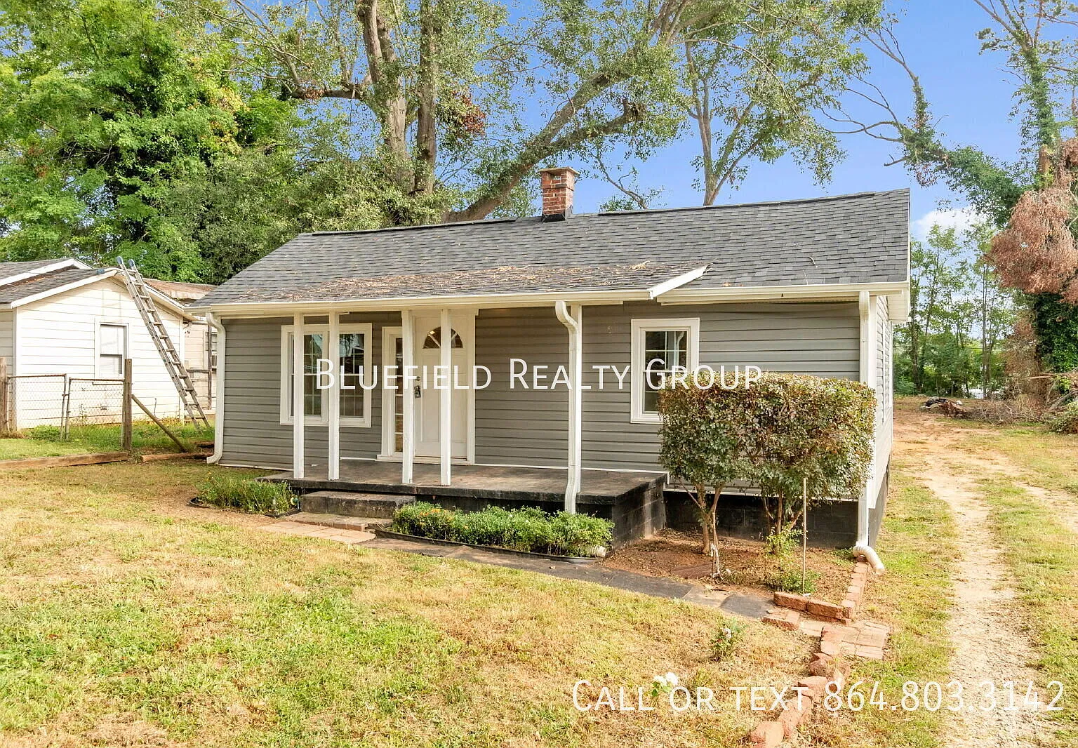 Newly Renovated Charming & Quaint 2BR, 1BA Single Family Home $1,400/mo rent — Photo 2