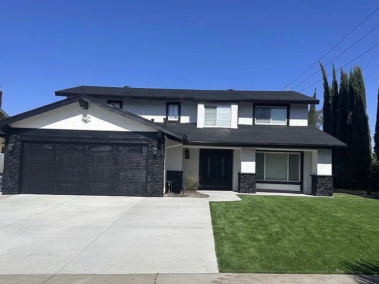 14887 Ash Dr — Photo 1