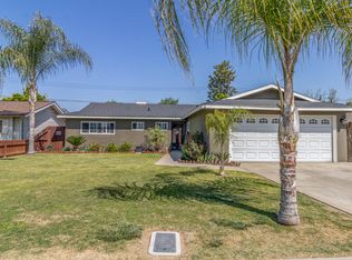 305 Plum St, Exeter, CA 93221