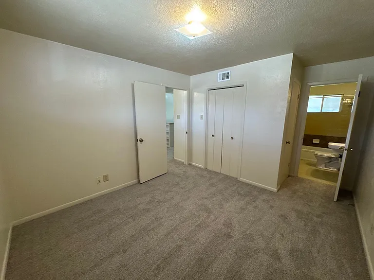 806 Safady St — Photo 26