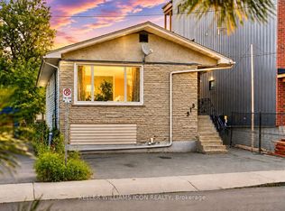 313 Savard Ave, Ottawa, ON K1L7S1