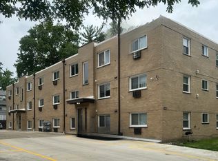 713 W Church St., Champaign, IL 61820