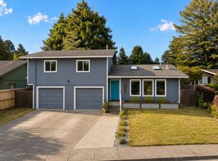 1400 Leslie Rd, Eureka, CA 95503
