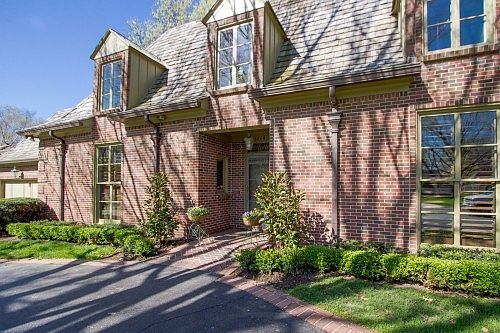 2nd image of 6716 Willow Ln