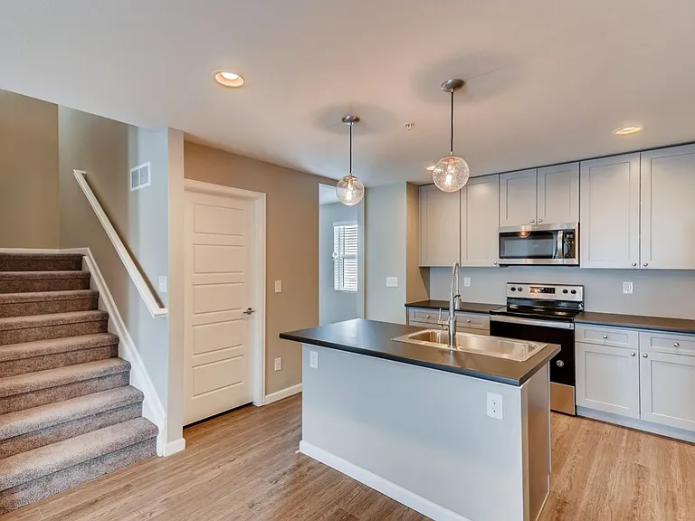 Irving Row LLC — Photo 9