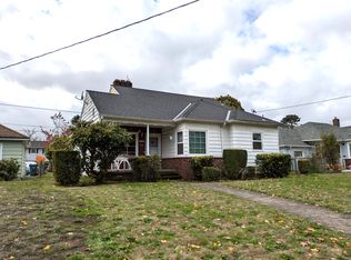 6134 N Willamette Blvd, Portland, OR 97203