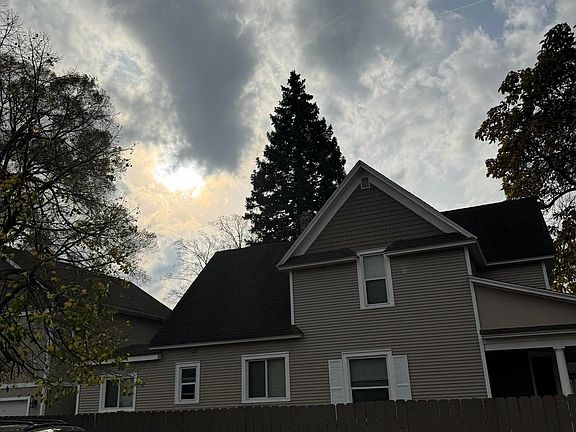 4th image of 1001 S Cass St