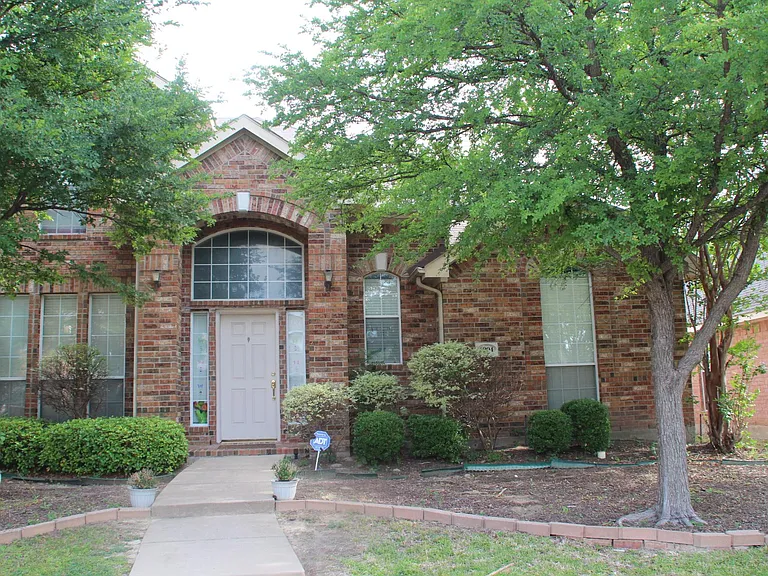 Curbside view front of home