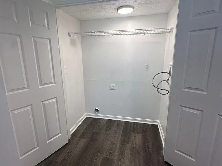 4220 Sunset Ave — Photo 20