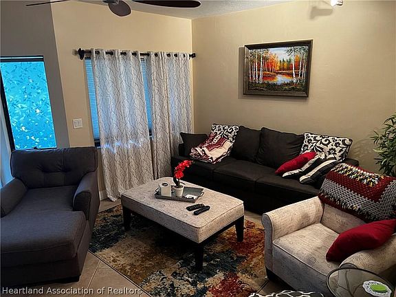 3rd image of 1561 Lakeview Dr Unit 937