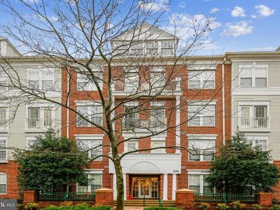 300 King Farm Blvd R-UNIT 9-303, Rockville, MD, 20850