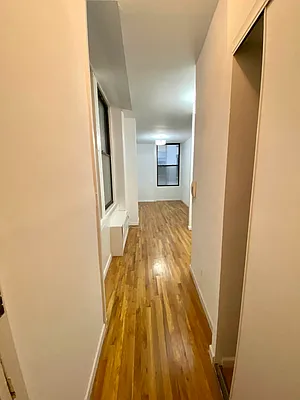 Rented by City Connections Realty | media 12