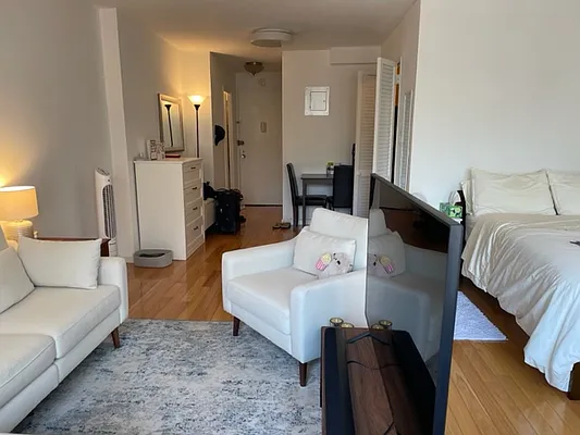 Rented by Prince Real Estate Associates LLC | media 10