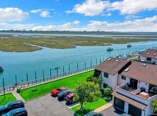 1 Anchorage Way #601, Freeport, NY 11520