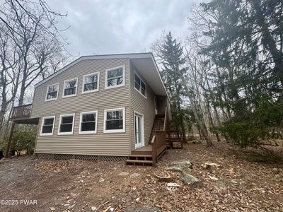 806 Warbler Ct, Lords Valley, PA, 18428