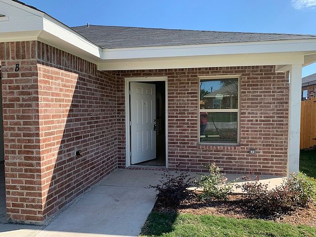 1st image of 2328 Duntov Dr #B