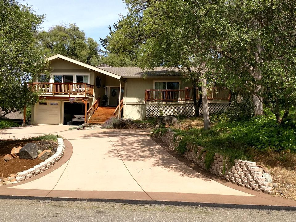1st image of 3827 Fairway Dr