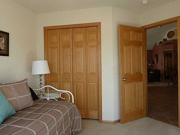 4th image of 1445 Blacktail Ln