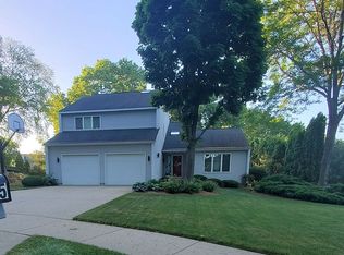 5 Forest Dale Ct, Madison, WI 53704