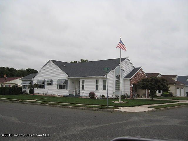 2nd image of 42 Winterton Dr