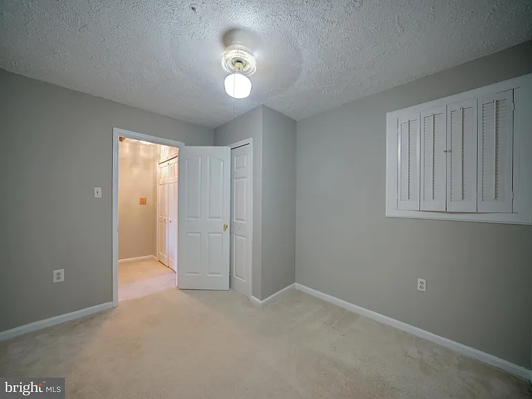 9314 Lawson Ln — Photo 38