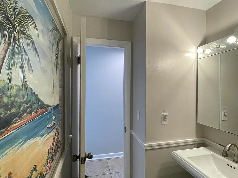 1175 Jimmy Buffett Memorial Hwy #200 — Photo 39