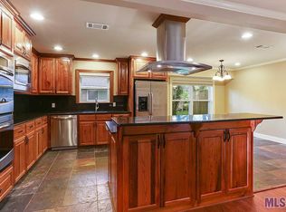 1626 Dahlia St, Baton Rouge, LA 70808