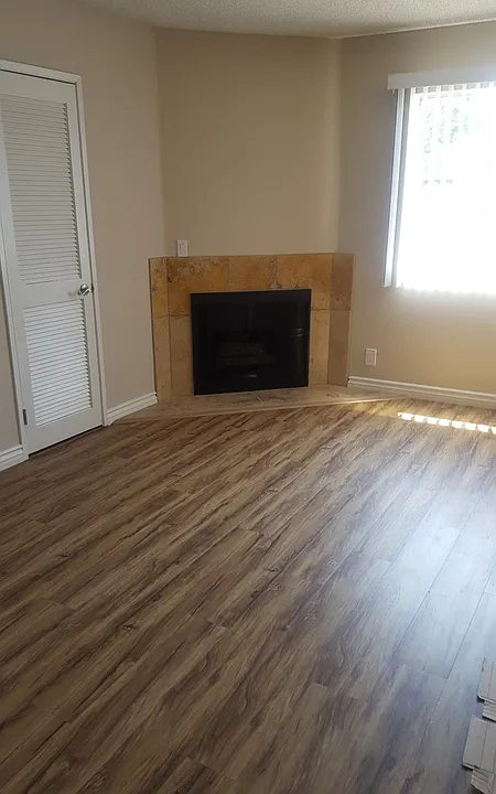 2812 Hermosa Ave #102