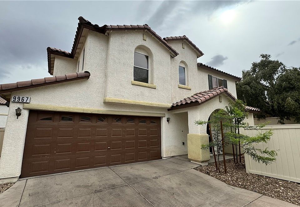 1st image of 9967 Carrizo Springs Ave
