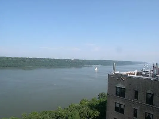 Sold by Corcoran | media 25