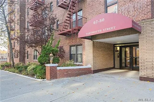 Sold by Nest Seekers International | media 10