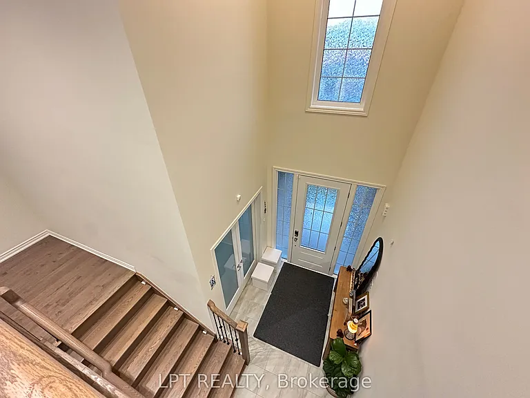 33 Fair Winds Ln — Photo 3
