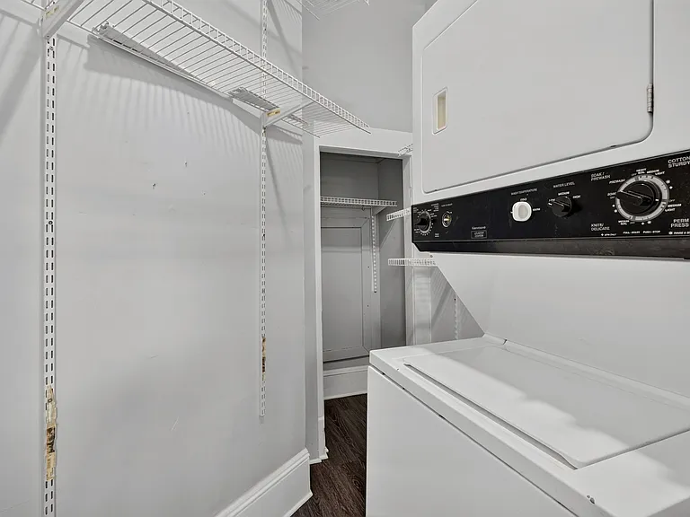 1419 Barnard St #A — Photo 14