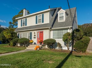 398 Conover Pl, Red Bank, NJ 07701