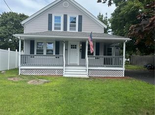30 Eddington St, Pawtucket, RI 02861