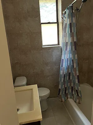 Rented by null | media 8