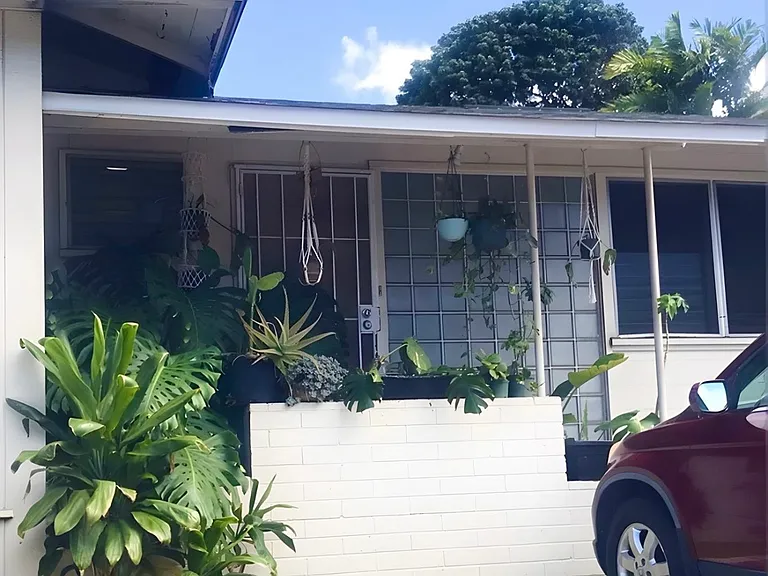 1504 Thurston Ave — Photo 2