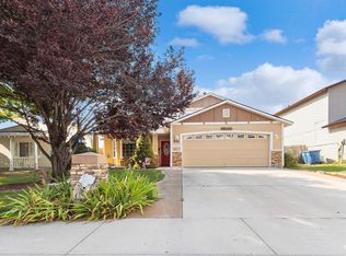 916 Graycliff Dr, Caldwell, ID 83607
