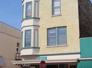 292 W Main St APT 304, Waukesha, WI 53186