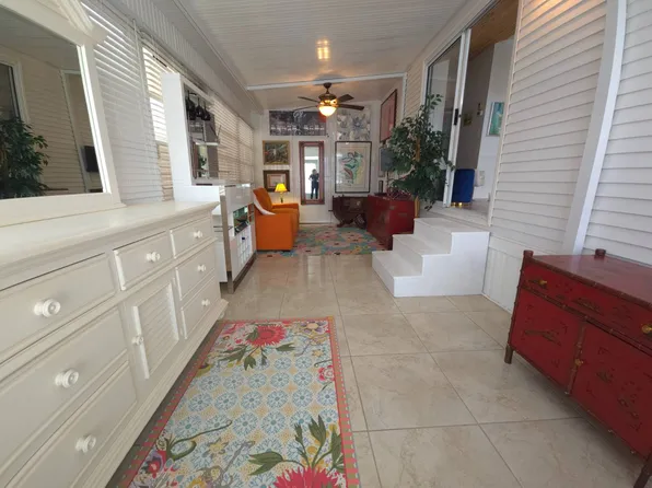 2630 Tamiami Trl N #B25, Naples, FL 34103