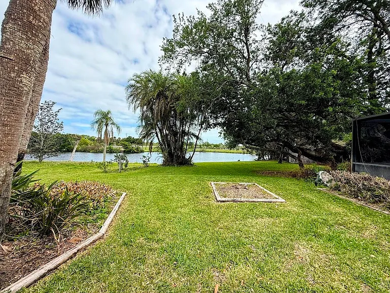 465 SE Naranja Ave — Photo 79