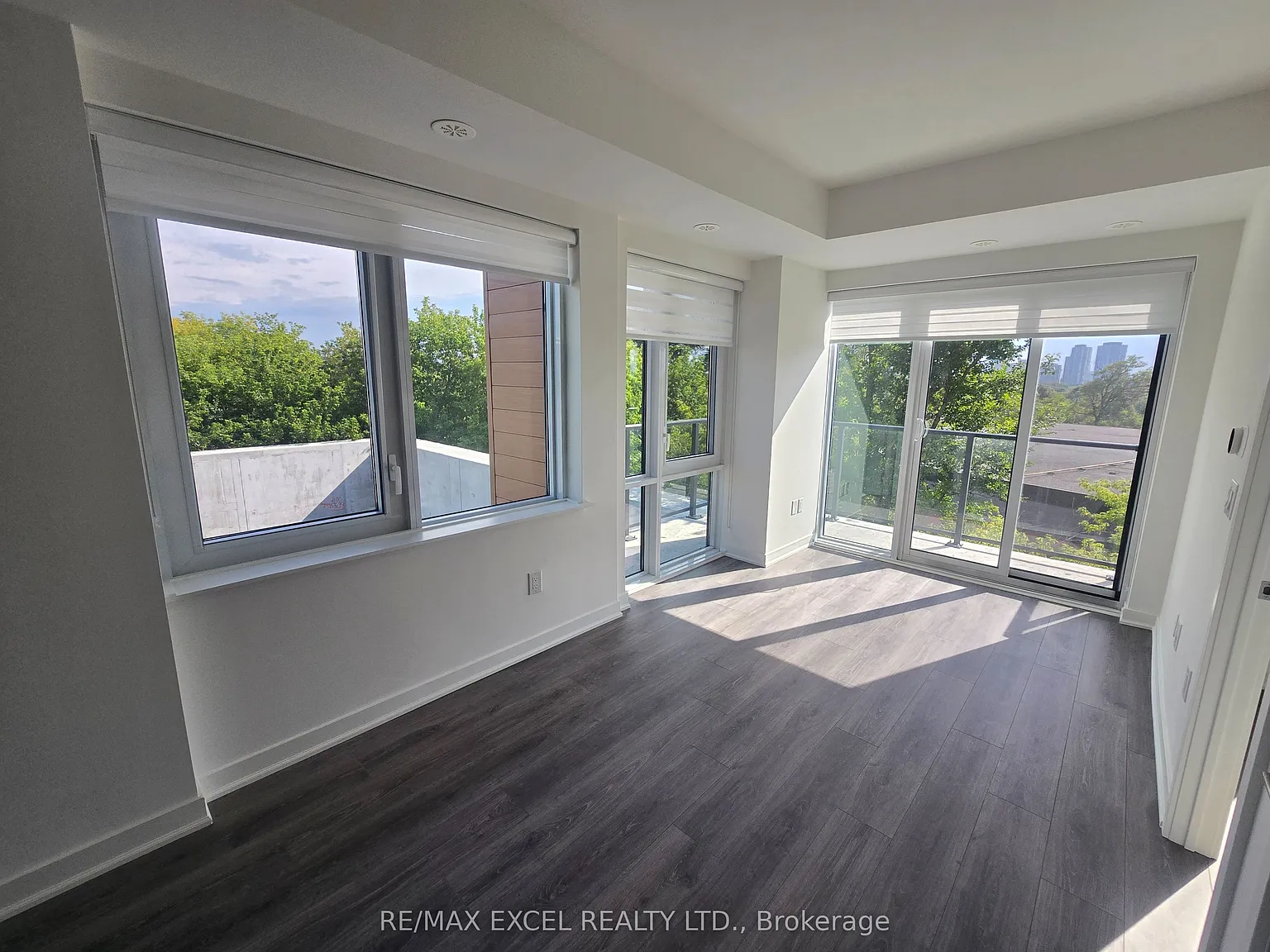 3 bed, $3,000 — Photo 4