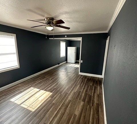 3rd image of 501 Knox Ave #0