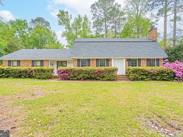 116 Pineneedle Rd, Statesboro, GA 30458