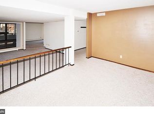 13707 Nicollet Ave APT 204, Burnsville, MN 55337