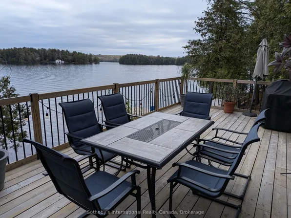 1063 Whiteside Rd, Muskoka Lakes, ON P0B 1J0